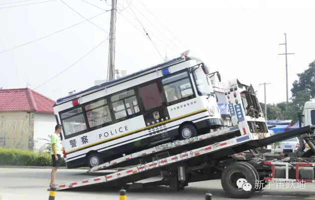 保定躍迪移動警務(wù)室批量發(fā)車，全方位零距離服務(wù)群眾